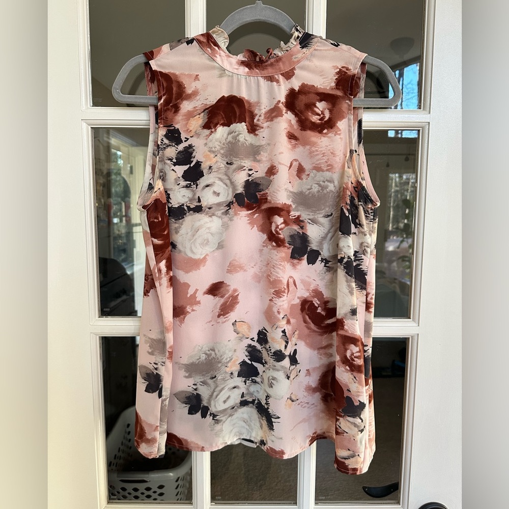 ⭐️ Gibson, Nordstrom Brand, ruffle neck top